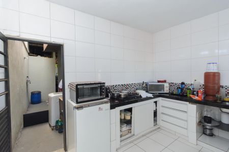 Casa à venda com 102m², 4 quartos e 4 vagasCozinha