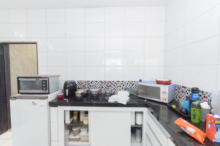 Casa à venda com 102m², 4 quartos e 4 vagasCozinha