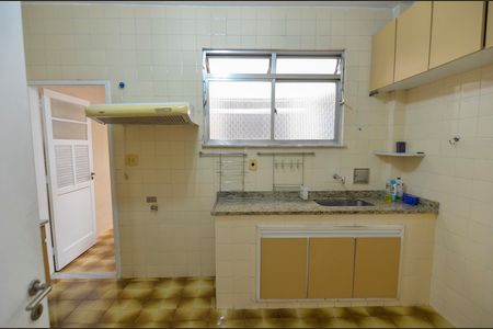 Apartamento para alugar com 77m², 2 quartos e 1 vaga Apartamento para alugar com 77m², 2 quartos e 1 vagaCozinha