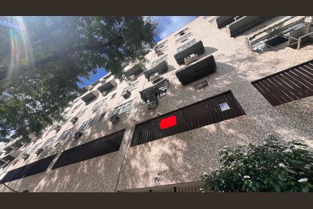 Apartamento para alugar com 77m², 2 quartos e 1 vaga Apartamento para alugar com 77m², 2 quartos e 1 vagaFachada