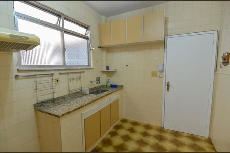 Apartamento para alugar com 77m², 2 quartos e 1 vaga Apartamento para alugar com 77m², 2 quartos e 1 vagaCozinha