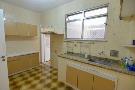 Apartamento para alugar com 77m², 2 quartos e 1 vaga Apartamento para alugar com 77m², 2 quartos e 1 vagaCozinha