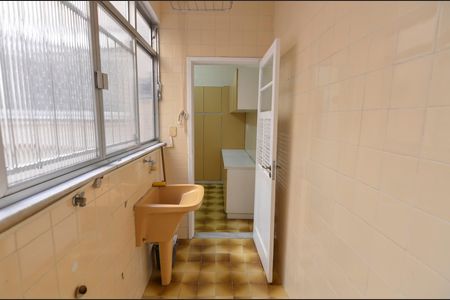 Apartamento para alugar com 77m², 2 quartos e 1 vaga Apartamento para alugar com 77m², 2 quartos e 1 vagaÁrea de Serviço
