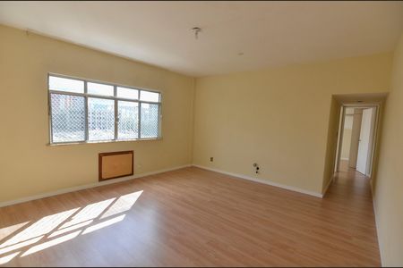 Apartamento para alugar com 77m², 2 quartos e 1 vaga Apartamento para alugar com 77m², 2 quartos e 1 vagaSala