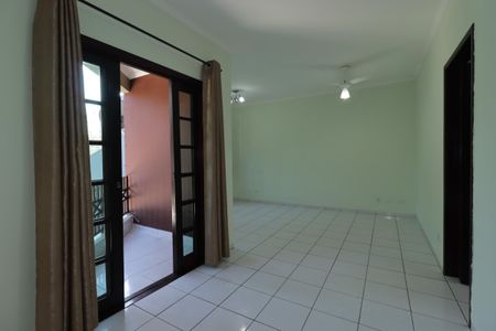 Apartamento à venda com 70m², 2 quartos e 2 vagasSala
