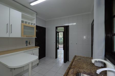 Cozinha de apartamento à venda com 2 quartos, 70m² em Parque Jaçatuba, Santo André
