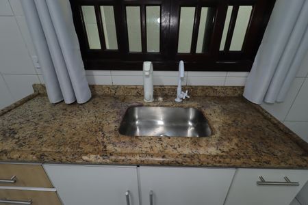 Apartamento à venda com 70m², 2 quartos e 2 vagasCozinha - Pia