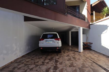 Garagem de apartamento à venda com 2 quartos, 70m² em Parque Jaçatuba, Santo André