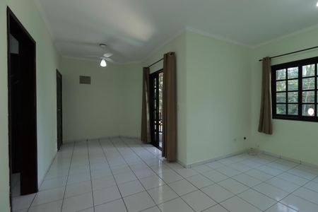 Sala de apartamento à venda com 2 quartos, 70m² em Parque Jaçatuba, Santo André
