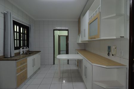 Apartamento à venda com 70m², 2 quartos e 2 vagasCozinha