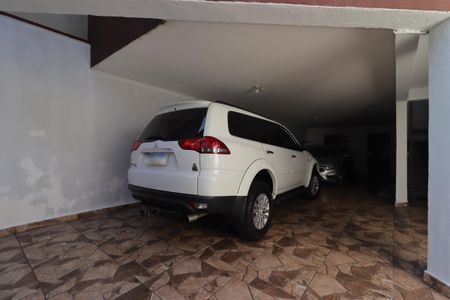 Garagem de apartamento à venda com 2 quartos, 70m² em Parque Jaçatuba, Santo André