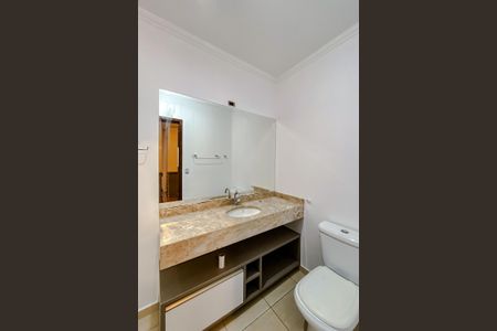 Casa para alugar com 110m², 3 quartos e sem vaga Casa para alugar com 110m², 3 quartos e sem vagaBanheiro da Suíte