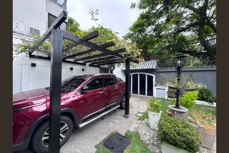 Casa para alugar com 352m², 4 quartos e 2 vagasÁrea externa