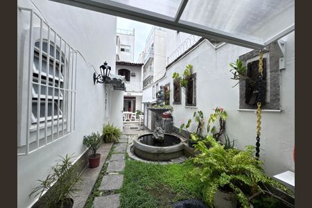 Casa para alugar com 352m², 4 quartos e 2 vagasÁrea externa