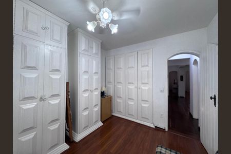 Casa para alugar com 352m², 4 quartos e 2 vagasQuarto 1