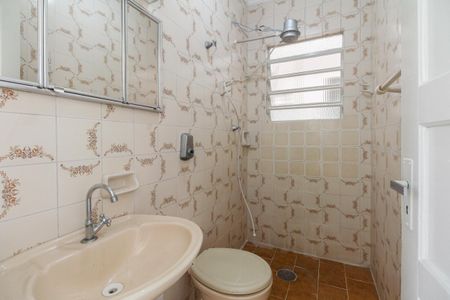 Casa à venda com 90m², 2 quartos e 2 vagasBanheiro Social 