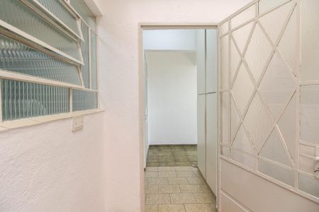 Casa à venda com 90m², 2 quartos e 2 vagasQuintal 