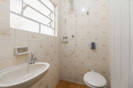 Casa à venda com 90m², 2 quartos e 2 vagasBanheiro Suíte 