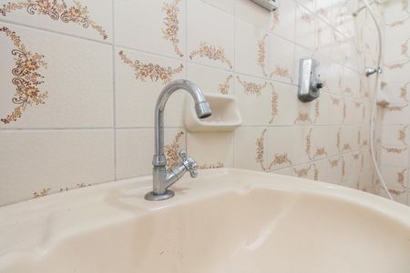 Casa à venda com 90m², 2 quartos e 2 vagasBanheiro Social 