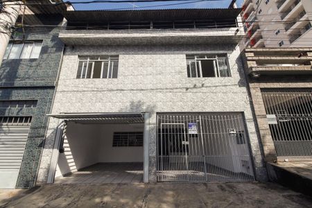 Casa à venda com 90m², 2 quartos e 2 vagasFachada 