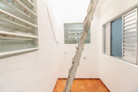 Casa à venda com 90m², 2 quartos e 2 vagasQuintal 