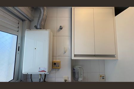 Apartamento à venda com 86m², 3 quartos e 2 vagas Apartamento à venda com 86m², 3 quartos e 2 vagasÁrea de serviço