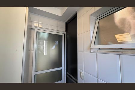 Apartamento à venda com 86m², 3 quartos e 2 vagas Apartamento à venda com 86m², 3 quartos e 2 vagasÁrea de serviço