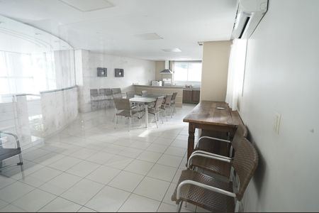 Apartamento para alugar com 119m², 4 quartos e 3 vagas