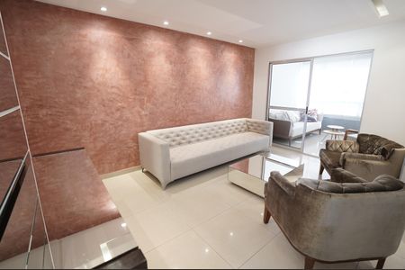 Apartamento para alugar com 119m², 4 quartos e 3 vagas