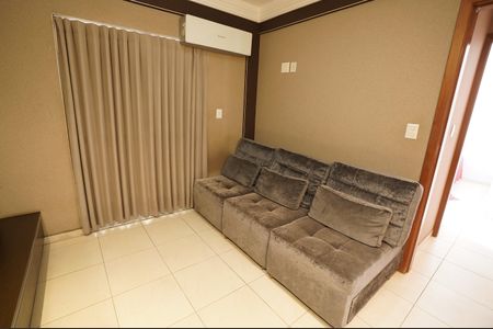 Apartamento para alugar com 119m², 4 quartos e 3 vagas
