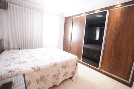 Apartamento para alugar com 119m², 4 quartos e 3 vagas