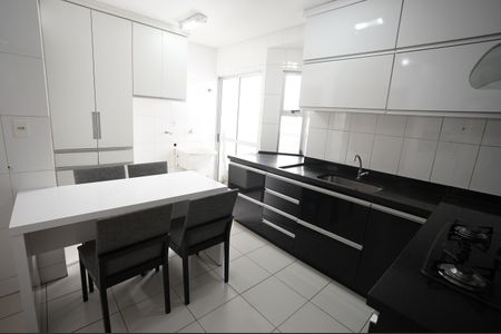Apartamento para alugar com 119m², 4 quartos e 3 vagas