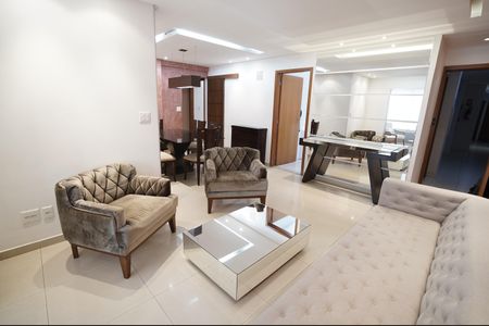 Apartamento para alugar com 4 quartos, 119m² em Setor Bueno, Goiânia