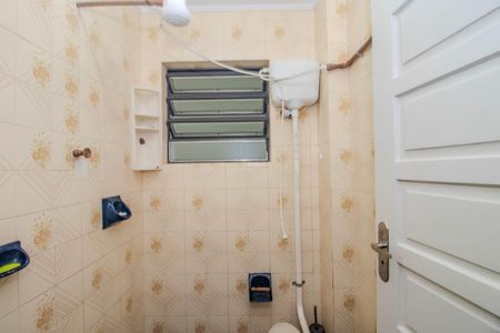 Casa à venda com 240m², 3 quartos e 2 vagas Casa à venda com 240m², 3 quartos e 2 vagasBanheiro 2