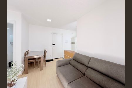 Sala de apartamento para alugar com 2 quartos, 49m² em Santo Amaro, São Paulo