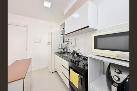 Cozinha de apartamento para alugar com 2 quartos, 49m² em Santo Amaro, São Paulo