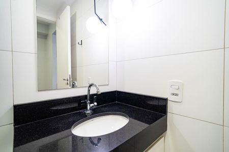Apartamento para alugar com 34m², 1 quarto e sem vaga Apartamento para alugar com 34m², 1 quarto e sem vagaBanheiro