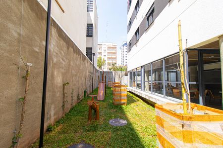 Apartamento para alugar com 34m², 1 quarto e sem vaga Apartamento para alugar com 34m², 1 quarto e sem vagaÁrea comum - Playground