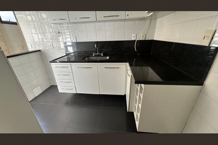 Apartamento para alugar com 100m², 3 quartos e 2 vagasCozinha