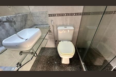 Apartamento para alugar com 100m², 3 quartos e 2 vagasBanheiro Social