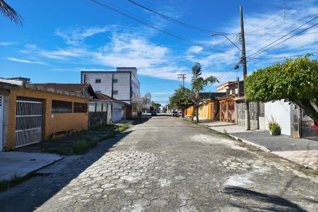 Vista da Rua de casa para alugar com 1 quarto, 179m² em Vila Caiçara, Praia Grande