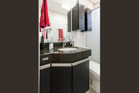 Apartamento à venda com 162m², 2 quartos e 3 vagas Apartamento à venda com 162m², 2 quartos e 3 vagasBanheiro da Suíte