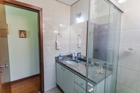 Apartamento à venda com 180m², 4 quartos e 2 vagasBanheiro da Suíte 1