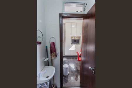 Apartamento à venda com 180m², 4 quartos e 2 vagasBanheiro Social 2 na Copa