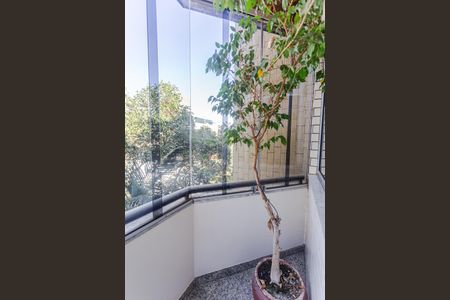 Apartamento à venda com 180m², 4 quartos e 2 vagasVaranda da Sala 1