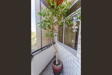 Apartamento à venda com 180m², 4 quartos e 2 vagasVaranda da Sala 1