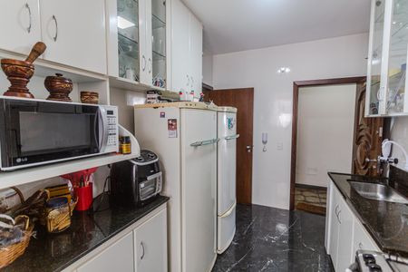 Apartamento à venda com 180m², 4 quartos e 2 vagasCozinha