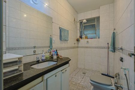 Apartamento à venda com 100m², 2 quartos e sem vagaBanheiro