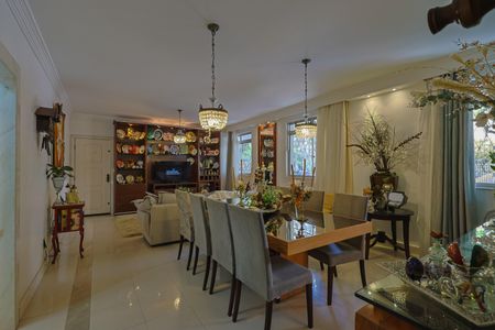 Sala de apartamento à venda com 4 quartos, 220m² em Sion, Belo Horizonte