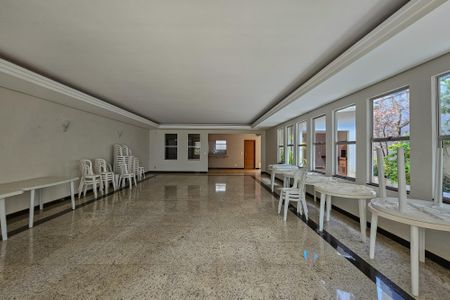 Apartamento à venda com 220m², 4 quartos e 2 vagas Apartamento à venda com 220m², 4 quartos e 2 vagasÁrea comum